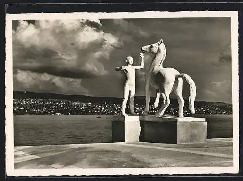 AK Zürich, Schweizerische Landesausstellung 1939, Plastik von Bänninger
