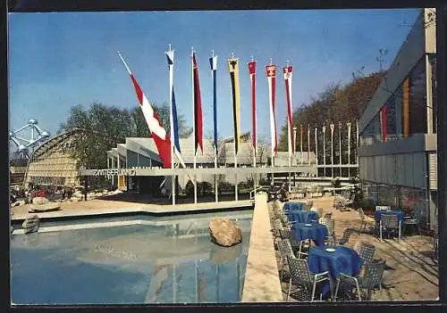 AK Bruxelles / Brüssel, Exposition Universelle 1958, Pavillon der Schweiz, Inneres und der See