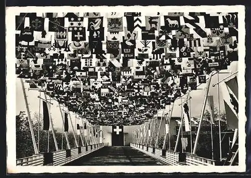 AK Zürich, Schweizerische Landesausstellung 1939, Blick in die Fähnlistrasse