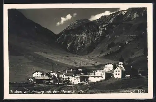 AK Stuben am Arlberg, Gesamtansicht mit der Flexenstrasse