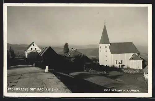 AK Pack /Packstrasse, Ortsansicht mit Strasse, Gasthof Packerhöhe und Kirche