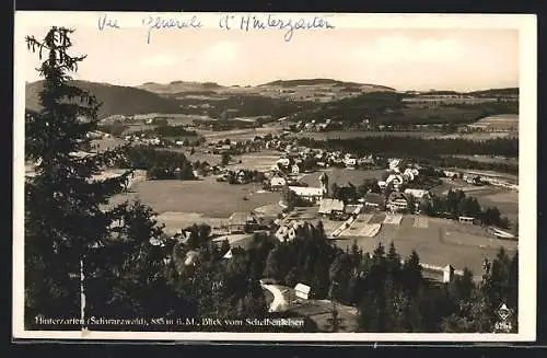 AK Hinterzarten /Schwarzwald, Blick vom Scheibenfelsen auf den Ort