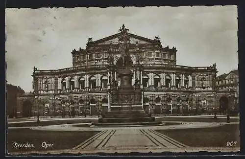 AK Dresden, Oper mit Denkmal