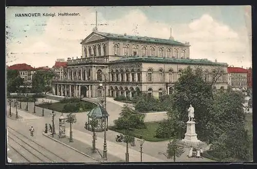 AK Hannover, Königliches Hoftheater mit Denkmal