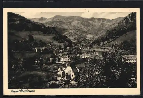 AK Weyer /Oberdonau, Ortsansicht im Tal gegen die Berge