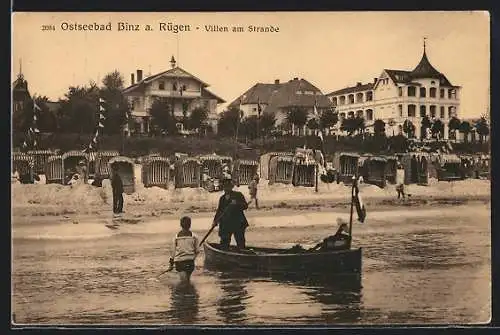 AK Binz a. Rügen, Strandpartie gegen eine Reihe von Villen