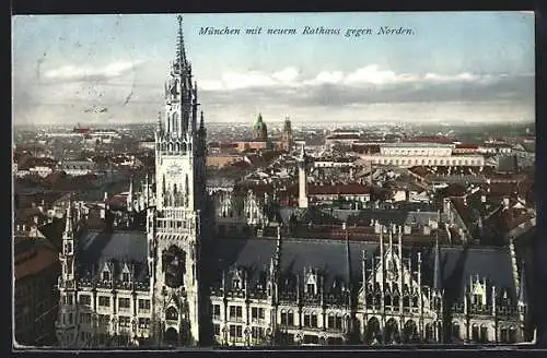 AK München, Neues Rathaus mit umliegender Stadt gegen Norden