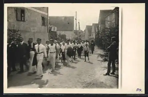 Foto-AK Panrod, Turnfest 1925, Strassen-Umzug der Turner