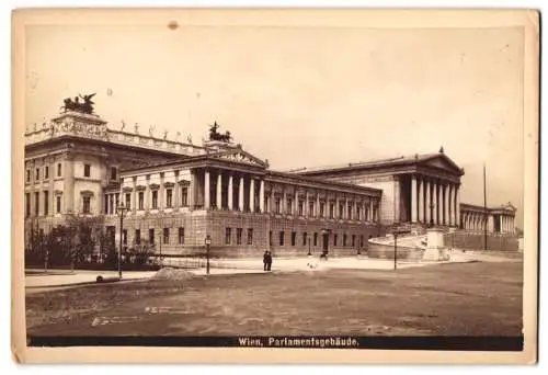 Fotografie unbekannter Fotograf, Ansicht Wien, das Parlamentsgebäude