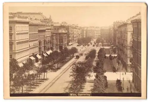 Fotografie unbekannter Fotograf, Ansicht Wien, Blick in den Opernring mit Strassenbahn