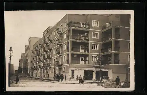 Foto-AK Wien, Gemeindebau Winarsky-Hof