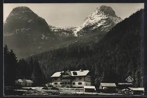 AK Obertraun, Ortspartie gegen Berggipfel