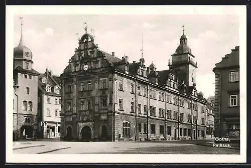 AK Gotha, Strassenpartie am Rathaus