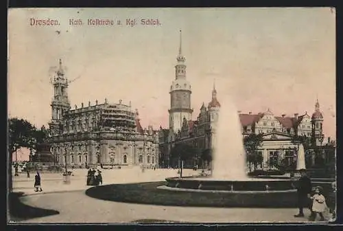 AK Dresden, Kath. Hofkirche u. Kgl. Schloss