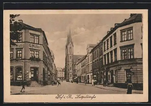 AK Hof i. B., Blick in die Luitpoldstrasse mit Cafe Luitpold