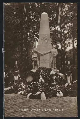 AK Potsdam, Denkmal I. Garde Regt. z. F.