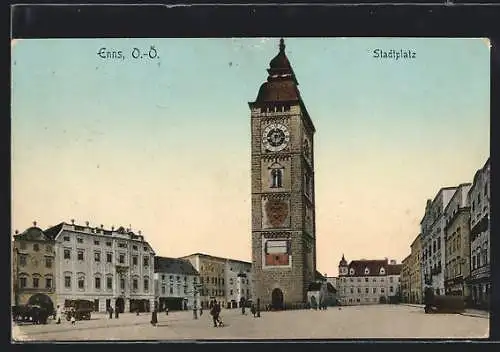 AK Enns /O.-Ö., Stadtplatz mit Stadtturm