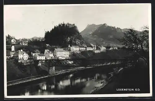 AK Losenstein, Ortsansicht mit Burgruine und Brücke