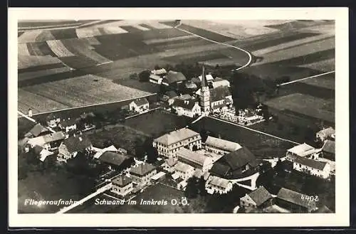 AK Schwand im Innkreis, Teilansicht mit Kirche, Fliegeraufnahme
