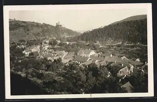 AK Senftenberg im Kremstal, Teilansicht mit Ruine