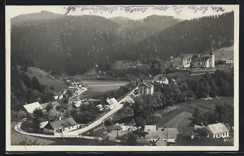 AK Ober-Meisling bei Krems, Ortsansicht mit exponierter Kirche