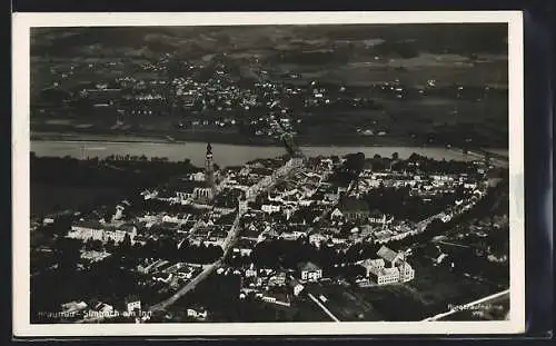 AK Braunau-Simbach am Inn, Teilansicht mit Kirche