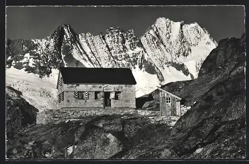 AK Lauteraar-Berghütte S.A.C. mit Lauteraarhörner