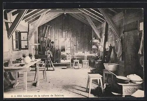 AK Intérieur de la cabane de Saleinaz, Innenansicht einer Berghütte