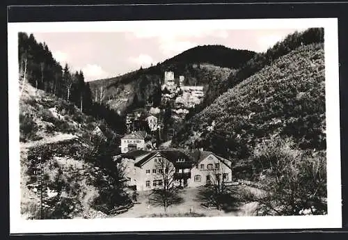 AK Diemerstein /Pfalz, Kinderheim mit Burgruine