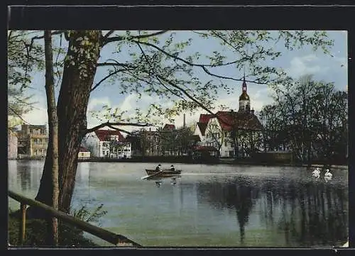 AK Pulsnitz i. Sa., die Kirche vom Schlossteich aus gesehen