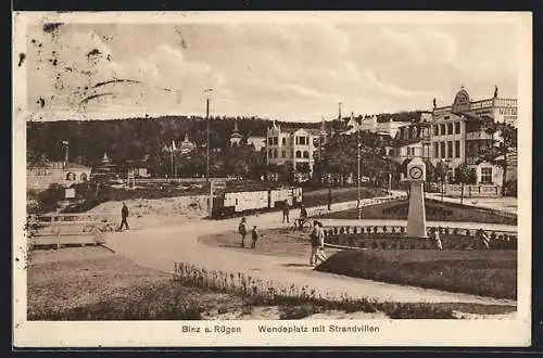 AK Binz /Rügen, Wendeplatz mit Strandvillen