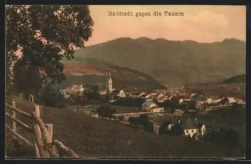 AK Radstadt, Panoramablick auf Ort und Taunern