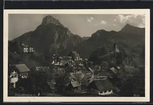 AK Traunkirchen a. D., Totalansicht mit Bergpanorama aus der Vogelschau