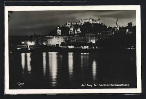 AK Salzburg, Uferpartie mit Blick zur Festung bei Scheinwerferbeleuchtung