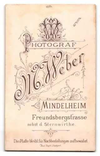 Fotografie M. Weber, Mindelheim, Freundsbergstr., Bürgerlicher Knabe im Anzug mit Soldatenmütze