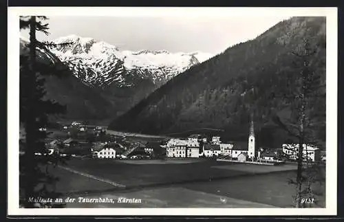 AK Mallnitz an der Tauernbahn, Ortsansicht mit Bergkuppen