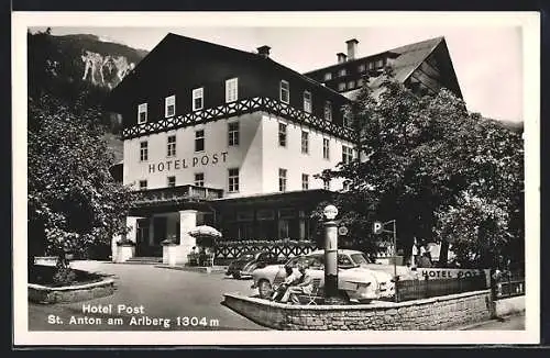 AK St. Anton am Arlberg, Hotel Post, Autoparkplatz
