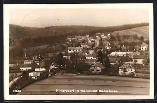 AK Hintersdorf im Wienerwald, Ortsansicht aus der Vogelschau