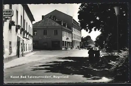 AK Bad Tatzmannsdorf, Strassenpartie mit Reisebüro