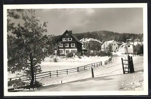 AK Mönichkirchen, Teilansicht im Winter, mit Hotel Lang
