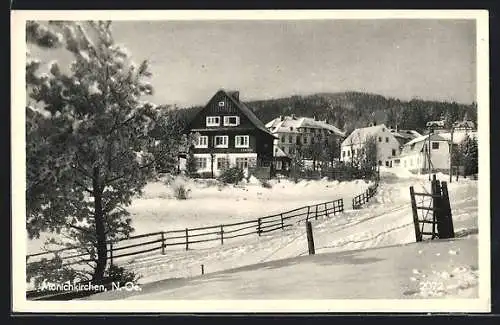 AK Mönichkirchen, Ortspartie im Winter