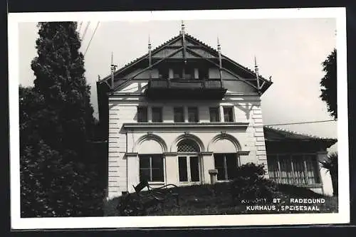 AK St. Radegund, Vor dem Speisesaal des Kurhauses