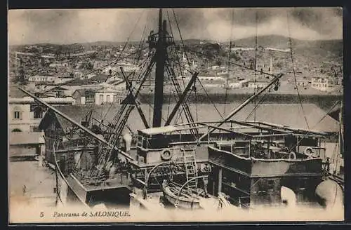 AK Salonique, Schiff am Hafen
