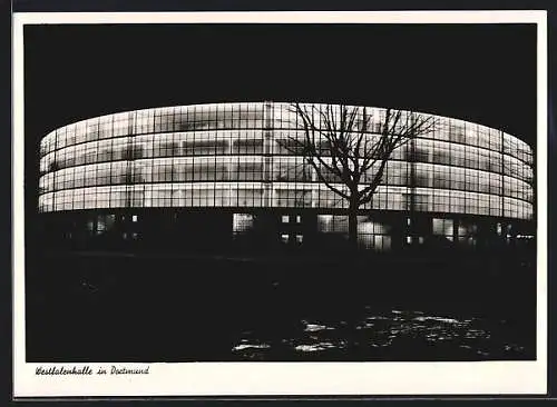 AK Dortmund, Die Westfalenhalle bei Nacht