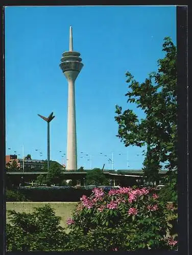 AK Düsseldorf am Rhein, Blick auf den Fernmeldeturm