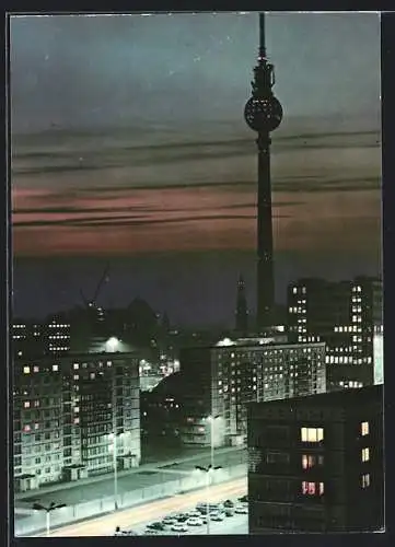AK Berlin, Blick zum Fernseh- und UKW-Turm der Deutschen Post