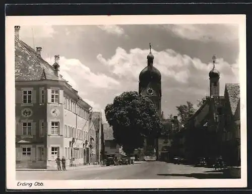 AK Erding /Obb., Ortspartie mit Blick aufs Tor