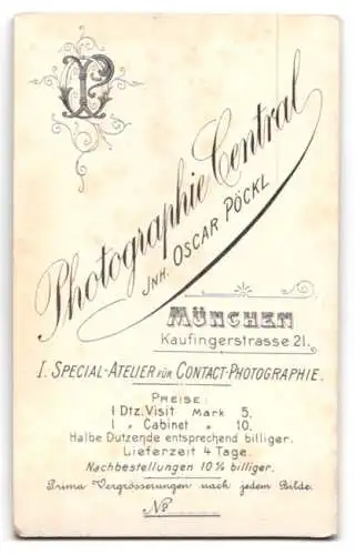 Fotografie Photographie Central, München, Kaufingerstr. 21, Junge Dame im Kleid mit betontem Revers