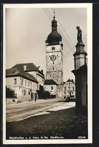 AK Waidhofen a. d. Ybbs, Stadtturm, Plakat der Vaterländischen Front mit Engelbert Dollfuss