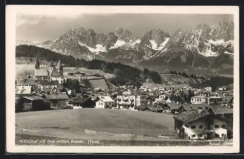 AK Kitzbühel, Ortsansicht mit dem wilden Kaiser